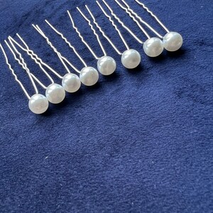 Pearl hair pins