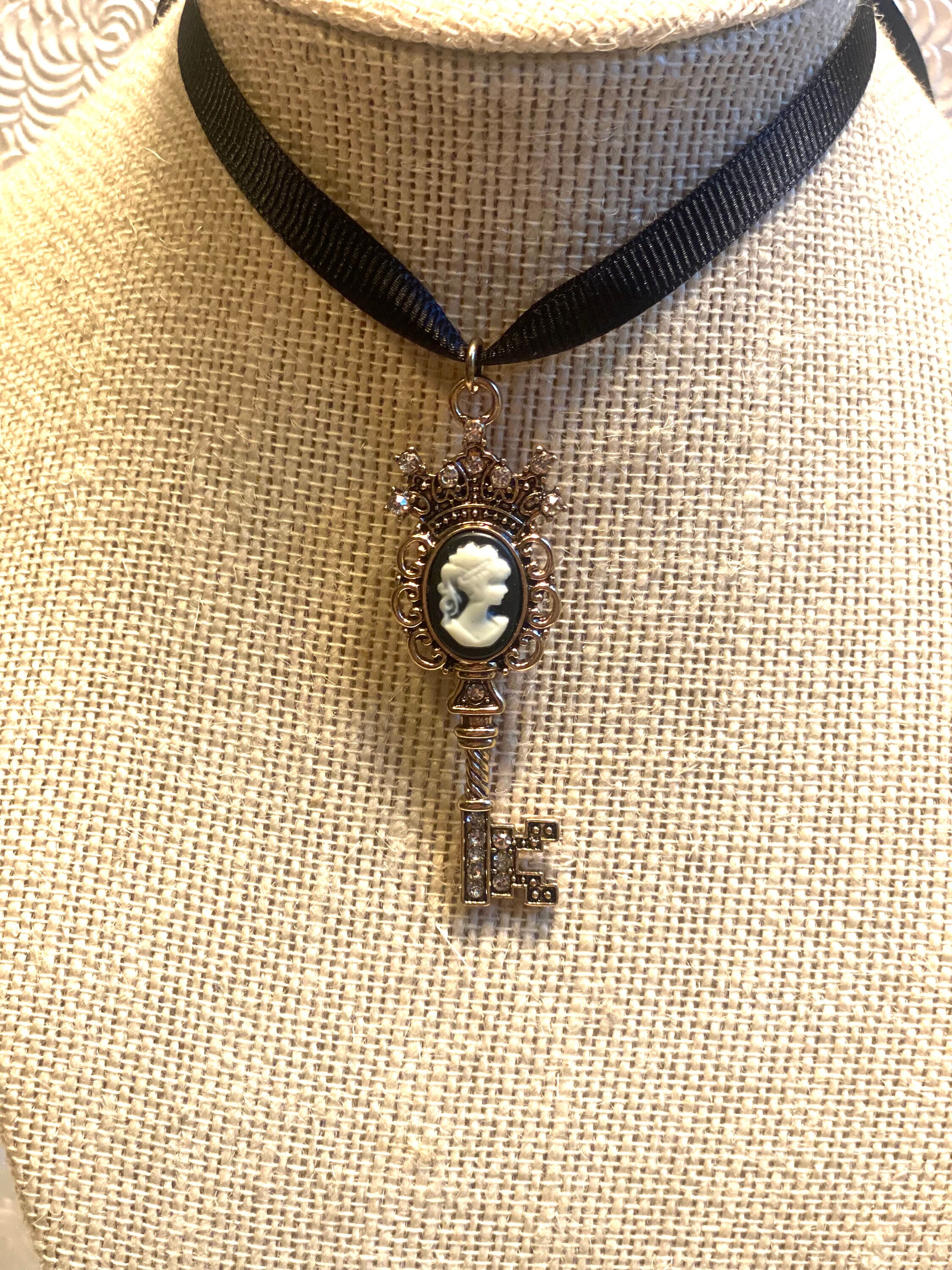 激安】 VAULTROOM KEY NECKLACE 