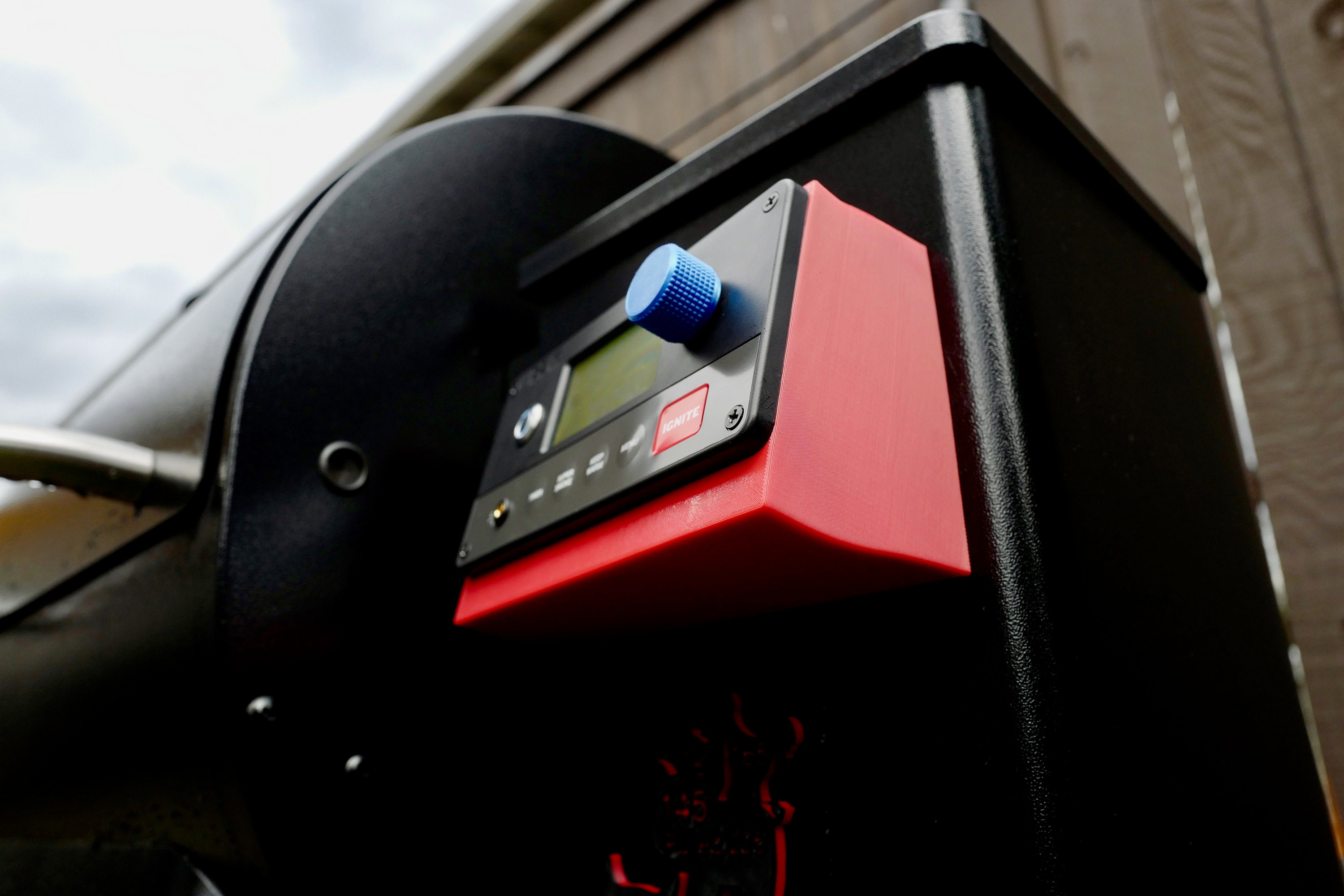 Traeger D2 Controller Angle Mount - Easy Viewing Accessory For Ironwood, Pro, Silverton & Timberline Grills