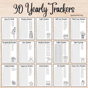 Puede incluir: Una colección de 30 rastreadores anuales con varios temas, incluyendo lectura y café. Cada rastreador presenta una cuadrícula para registrar datos y está decorado con ilustraciones sencillas en blanco y negro. El título "30 Yearly Trackers" se muestra en la parte superior.