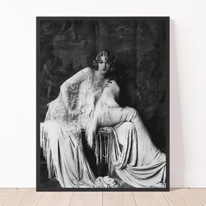 Vintage 1920&#39;s Ziegfeld Girl Photo - Gladys Glad, Old Hollywood Glamour Black&White Wall Art