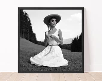 Audrey Hepburn Print Black and White Hepburn 1954 Photography Old Hollywood  Audrey Hepburn Wall Art