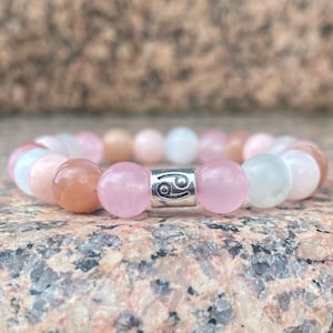 Krebs Sternzeichen Kristall Armband für Selbstliebe, positive Energie und emotionales Gleichgewicht - Mondstein, Morganit, Selenit, Rosenquarz