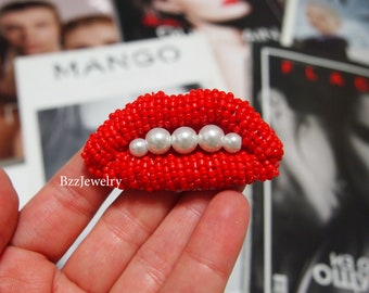 Broche RED LIPS broche vermelho broche bordado broche com pedras preciosas broche de contas presente para ela joias de contas bordado moda natalina
