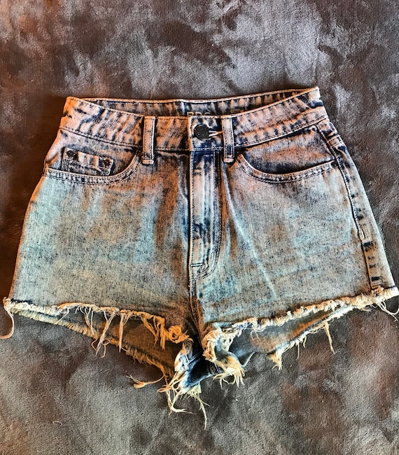 Cheeky High-waisted BDG Shorts