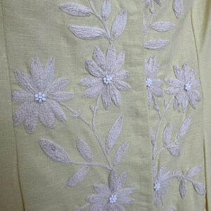 Vestido recto de lino y algodón amarillo limón bordado de Plenty Tracy Reese de Anthropologie, talla 6 imagen 16
