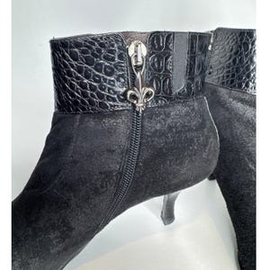 Bottines Donald Pliner en daim noir, bout pointu, talon chaton 7,5 image 9
