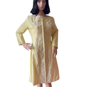 Vestido recto de lino y algodón amarillo limón bordado de Plenty Tracy Reese de Anthropologie, talla 6 imagen 20