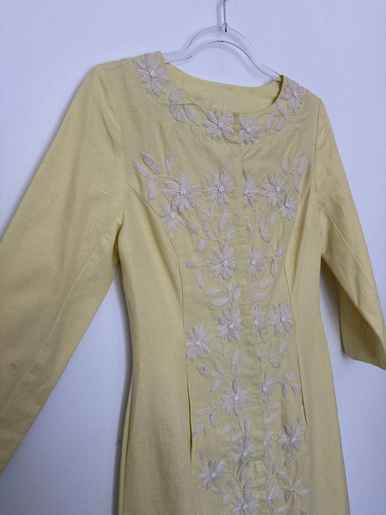 Vestido recto de lino y algodón amarillo limón bordado de Plenty Tracy Reese de Anthropologie, talla 6 imagen 5
