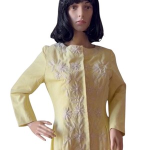 Vestido recto de lino y algodón amarillo limón bordado de Plenty Tracy Reese de Anthropologie, talla 6 imagen 3