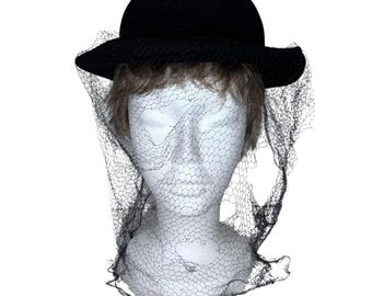 Cappello vintage anni '50 Lady Chesterfield Henry Pollak NY USA in lana nera con veletta, 21,5”