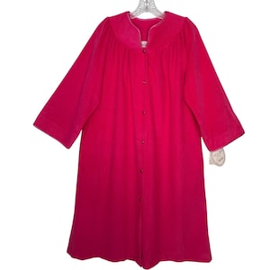 NWT Vintage Evelyn Pearson Vel de Roi Velour Robe Pink USA Made snap front Large