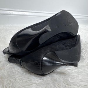 Bottines Donald Pliner en daim noir, bout pointu, talon chaton 7,5 image 16