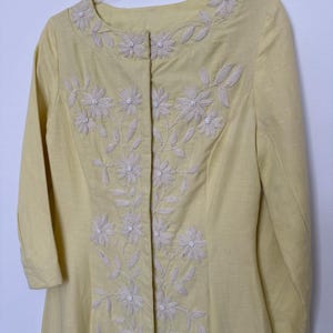 Vestido recto de lino y algodón amarillo limón bordado de Plenty Tracy Reese de Anthropologie, talla 6 imagen 6