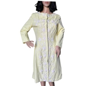 Vestido recto de lino y algodón amarillo limón bordado de Plenty Tracy Reese de Anthropologie, talla 6 imagen 2