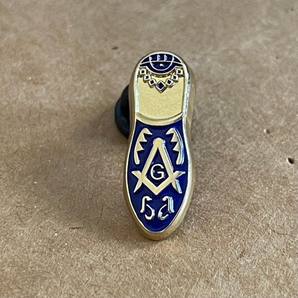 A Symbol of Brotherhood: The Exquisite Masonic Lady's Slipper Lapel Pin