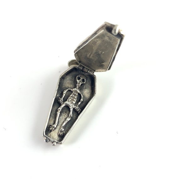 Sterling Silver And Onyx Coffin With Skeleton Pen… - image 1