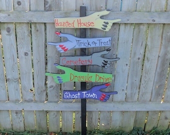 HALLOWEEN DIRECTIONAL HAND Wood Outdoor Yard Art Sign, Halloween Decoration, Haunted House, Trick Or Treat