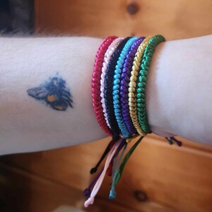 Bts v thread bracelet deals