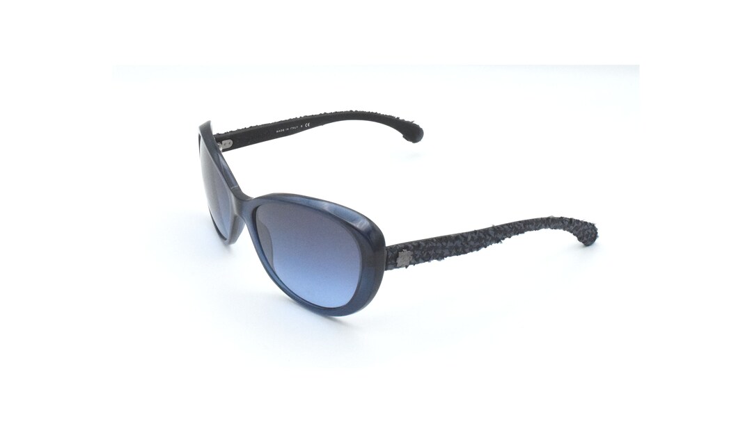 Chanel 5241 1390/4C Tweed Collection Navy Blue / Blue  display picture 3