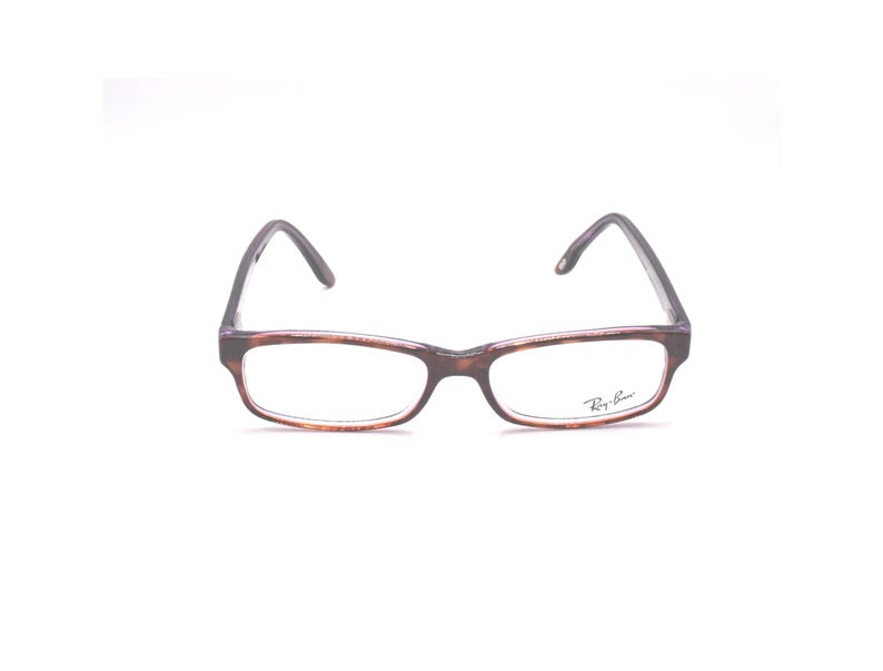 K&ouml;nnte beinhalten: Schildpatt-Brille mit klaren Gl&auml;sern und dem Ray-Ban-Logo auf dem rechten Glas.