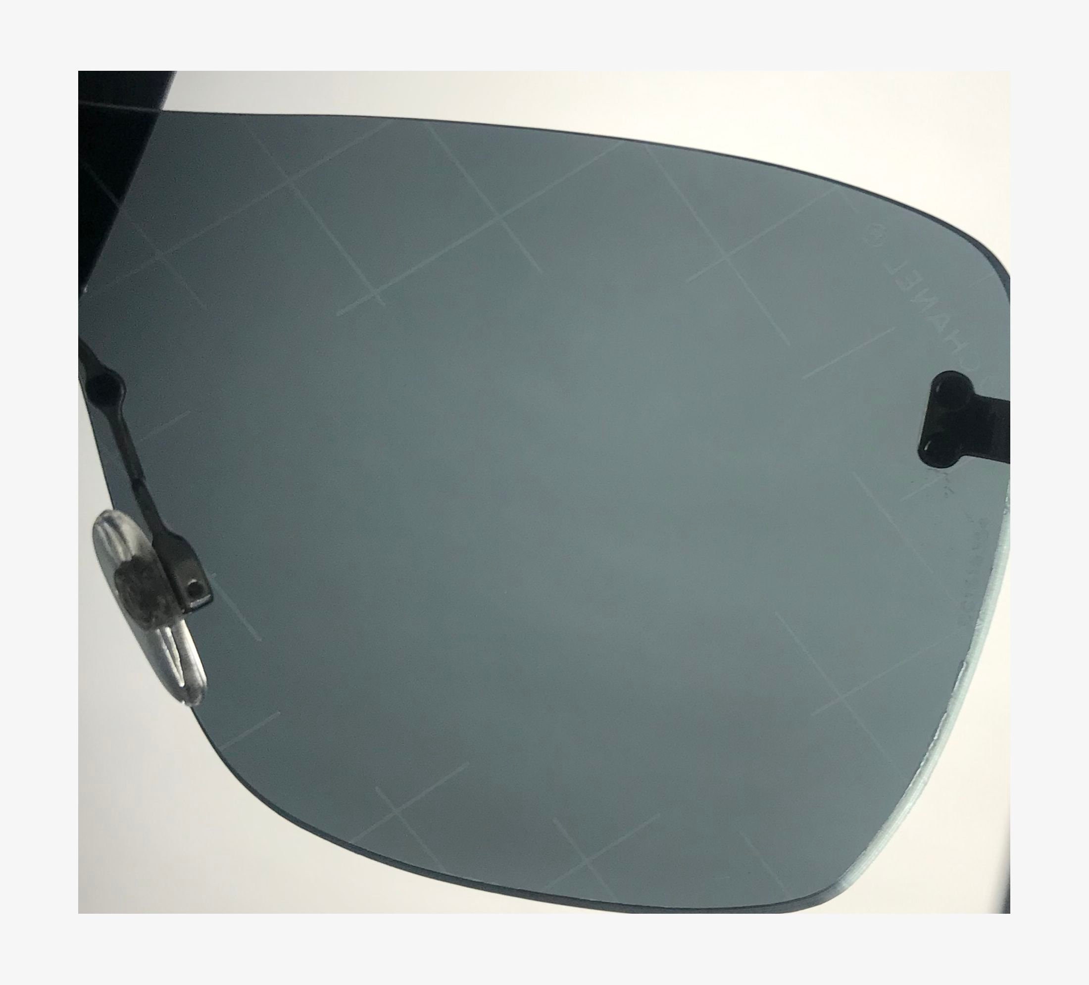 Chanel 4215 124/6G Runway Silver / Silver Mirror Crosshatch