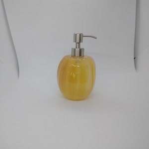 Hand blown glass Glass Soap Pump Soap dispenser hand blown glass soap pump lotion dispenser kitchen bathroom liquid soap