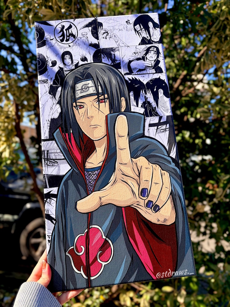 Op de afbeelding: Canvas art met een gedetailleerd anime-personage met zwart haar en rode ogen, dat vooruit wijst. De achtergrond bestaat uit zwart-wit manga-panelen. Het kunstwerk bevat een rood wolkensymbool en de handtekening van de kunstenaar.