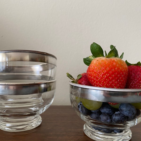 Mid Century Modern Dorothy Thorpe Fruit or Dessert Bowl Sold Individually