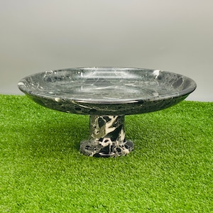 Premium Cake Stand - Elegant Wedding Cake Stand and Decorative Centerpiece for Dining Table Decor - Perfect Gift for Her