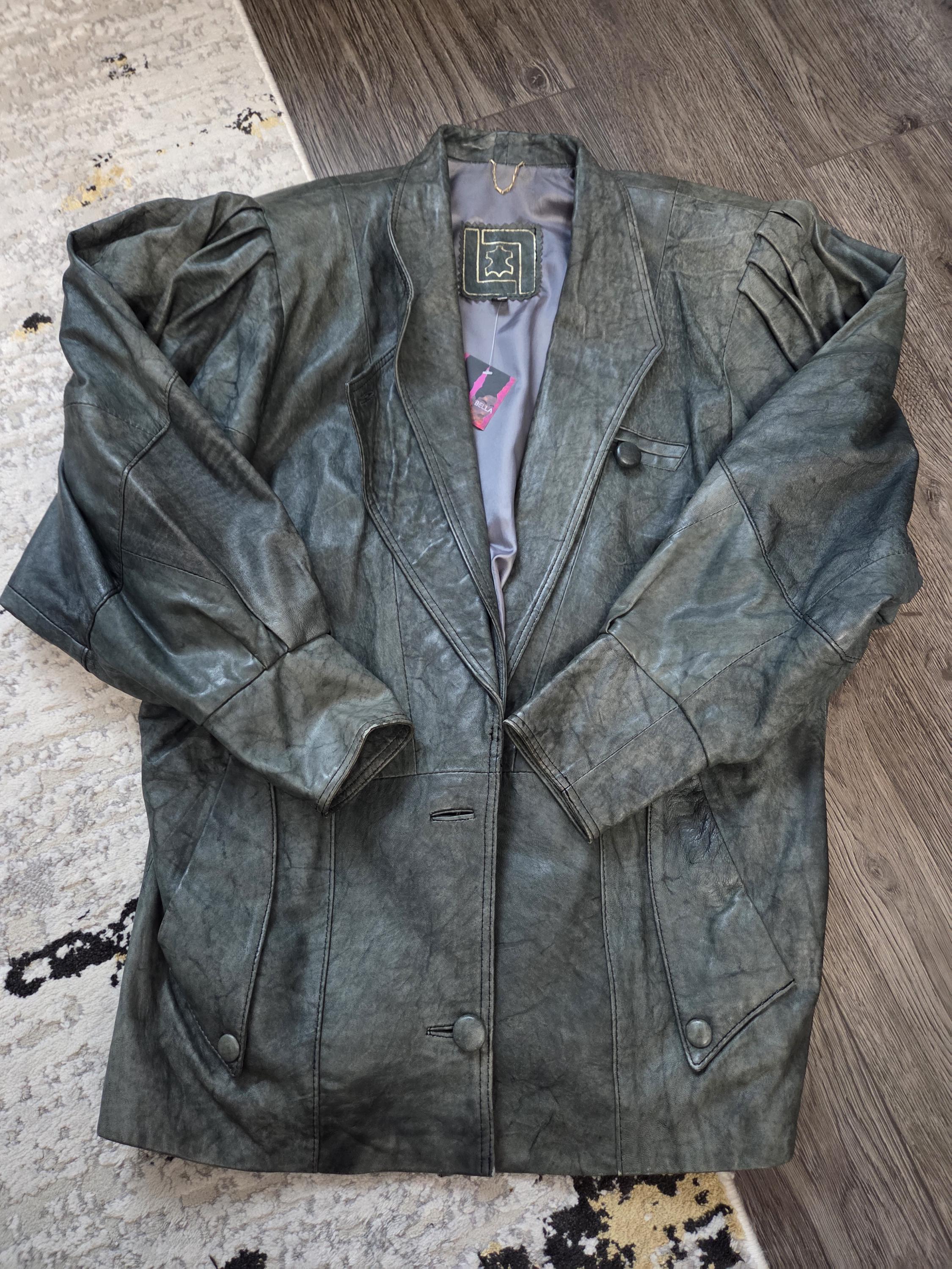 Abstand - Grüne Leder Ballon Sleeve Lederjacke