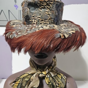 Designer URBI ET ORBI Yokohama Black Feather Platter Hat