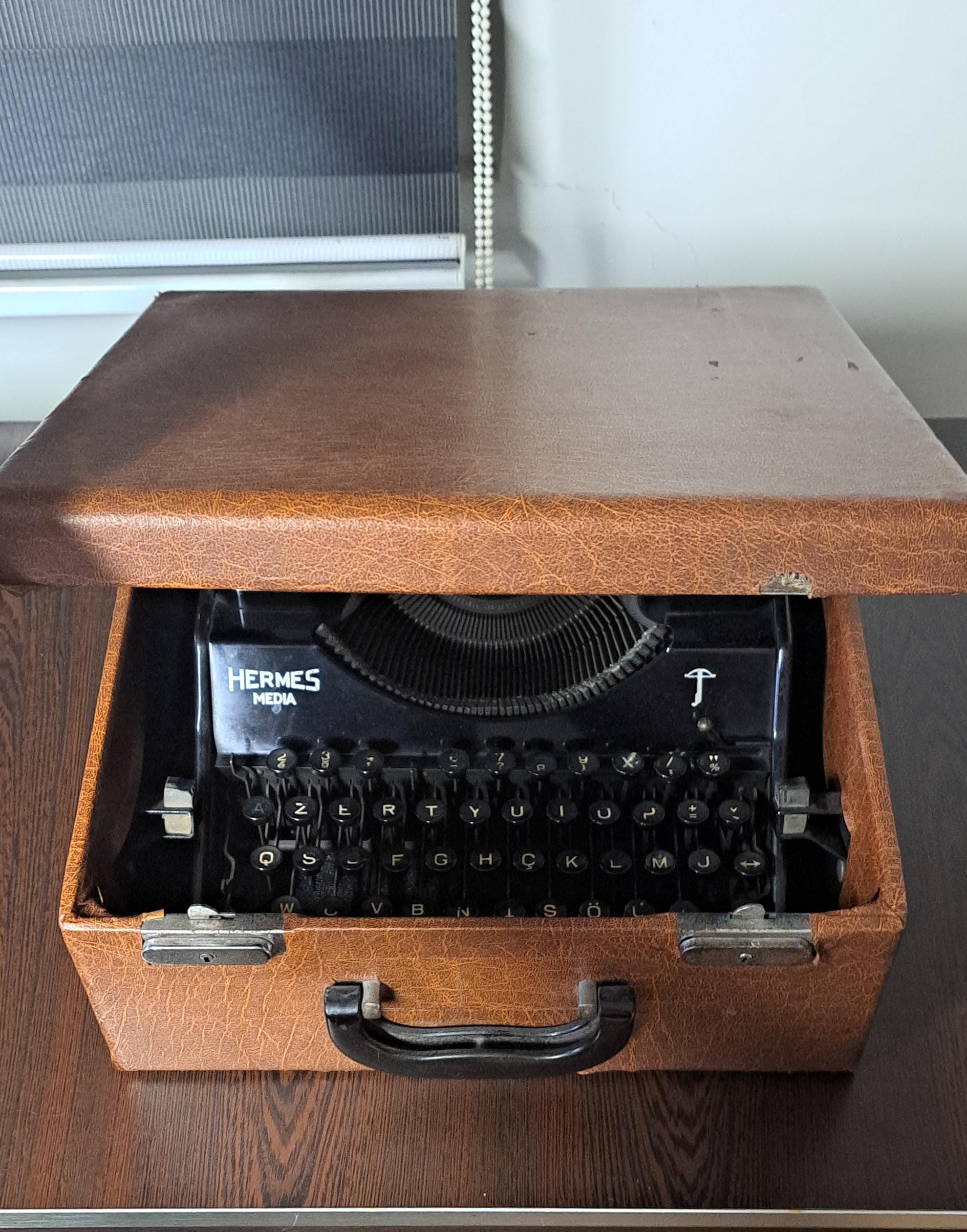 0 Hermes Etsy typewriter 日本 Typewriter Yahoo!オークション