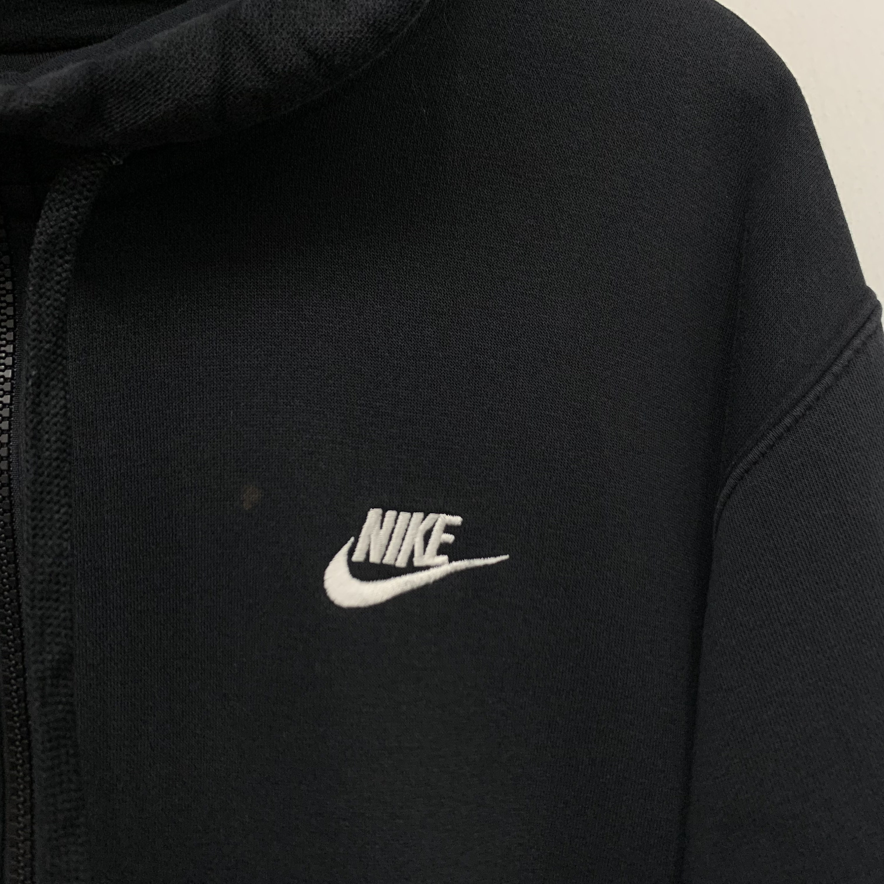yeezy 380 onyx retail