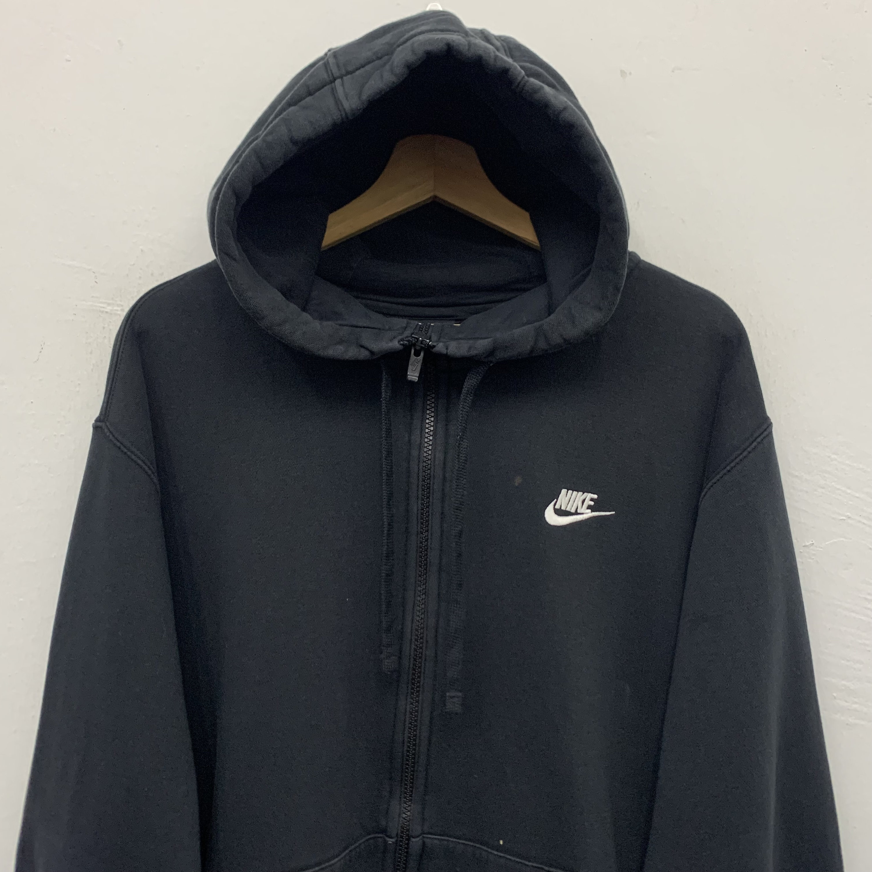 nike hoodie small logo