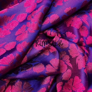 Tissu en soie florale de mûrier par mètre - Tissu à motif floral - Fibre naturelle - Confection de robes - Cadeau pour elle - Coudre des vêtements - Tissu en soie