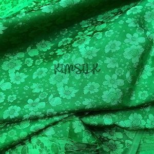 PURE MULBERRY SILK fabric by the yard - Green floral silk - Natural fiber - Dress making - Gift for her - Sewing clothes - Silk for Sewing