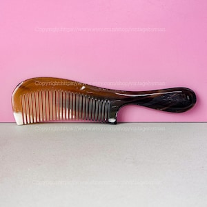 Handcraft gebogener Griff Natürlicher Büffelhornkamm, Taschenkamm, antistatischer Kopfmassagekamm Hilft Blut, Bartkamm Ein großes Geschenk für sie