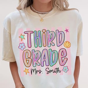 Camiseta personalizada para maestra de tercer grado, camisetas a juego para el equipo de tercer grado de Comfort Colors, camiseta para la vuelta al cole, camiseta para la clase de tercer grado