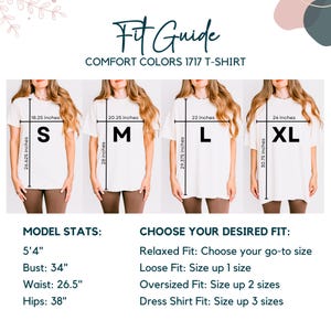 Pu&ograve; includere: Una guida alle taglie per una T-shirt Comfort Colors 1717, che mostra le misure in pollici per le taglie S, M, L e XL. La guida include le statistiche del modello e consigli di vestibilit&agrave;.