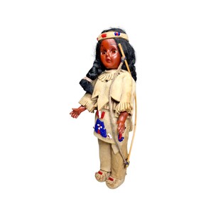 VINTAGE 1960s Native American Indian Doll, Handmade Costume Leather doll with bow, Carlson Native American Indian Doll with Sleepy Eyes