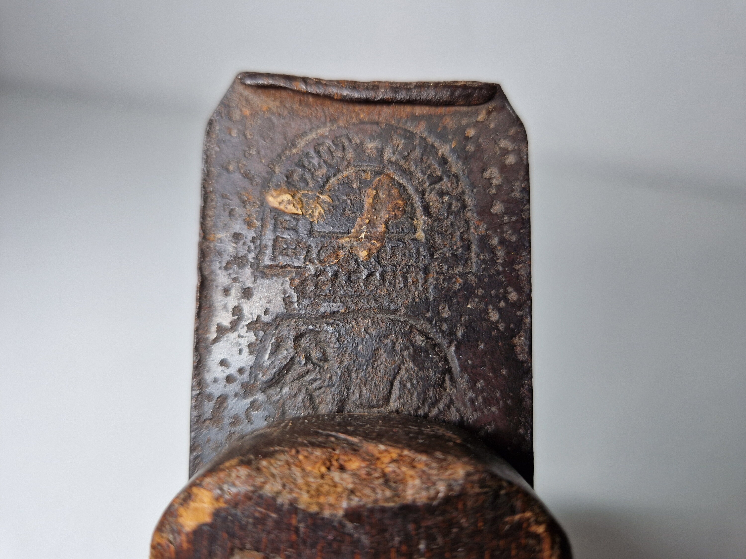 Outil Ancien Plane Peugeot Frères – Vintage, En état D’usage, Collection