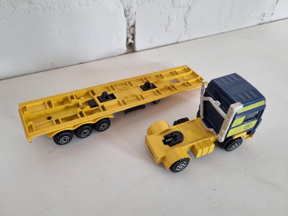 Camion De Chantier Majorette - Série 4500 - Bleu/jaune Avec Treuil - 1/60e