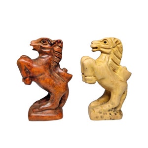 Old hardwood horse figurines, Boxwood Horse Figurines, Small Hand carved horses, made of Solid Wood, old Chess pieces