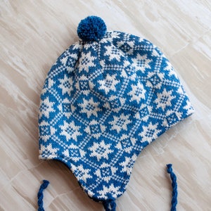 Snowflake pattern knitted hat, ethnic pattern, wool beanie, winter hat, women wool hat, men knit ski hat, wool beanie, nordic hat.