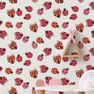 Carta da parati con insetti e insetti staccabile e attaccabile / Carta da parati rosa carina per cameretta / Carta da parati tradizionale con mini coccinelle scandinave / BG05