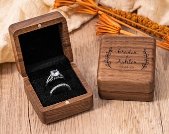 Boîte à bagues de mariage personnalisée, boîte à bagues en bois personnalisée, porte-bague de fiançailles, proposition de boîte à bagues à double fente, porte-bague gravé