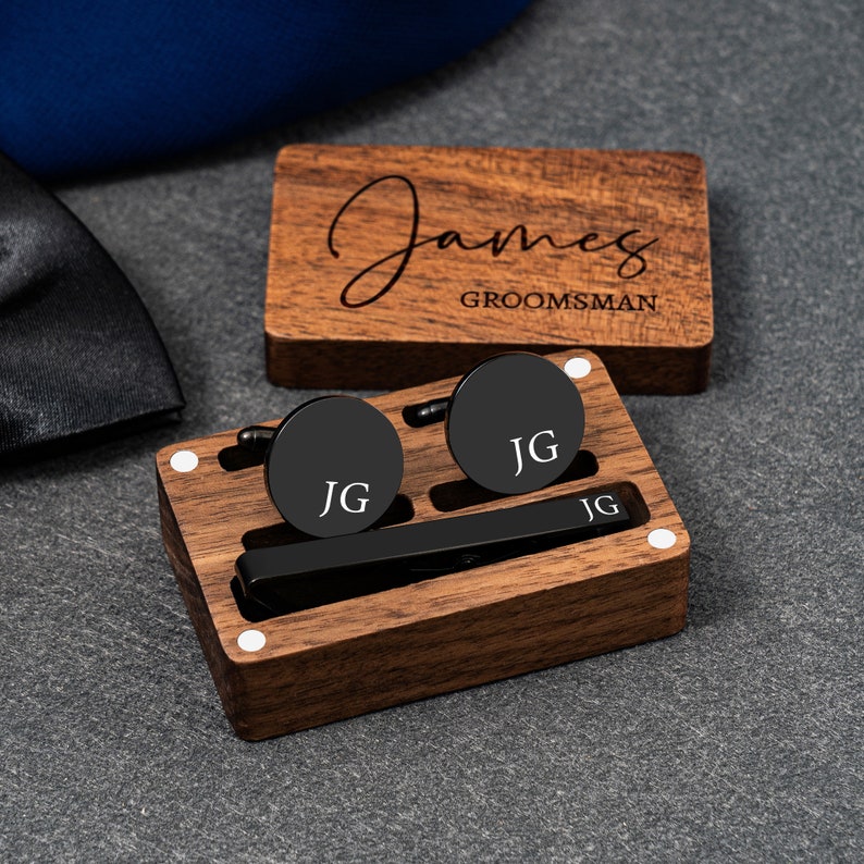 Personalisierte Manschettenknöpfe Groomsmen Geschenke Metall Manschettenknöpfe mit Holzbox Hochzeitstag Manschettenknöpfe Geschenk Junggesellenabschied Geschenk für Ehemann Bild 2