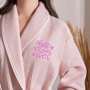 Best Mom Ever Pink Waffle Robe, Monogrammed Dressing Gown, Cotton Bathrobe, Unisex Long Bath Robe, Womens Robe, Mother&#39;s Day Gift Robe