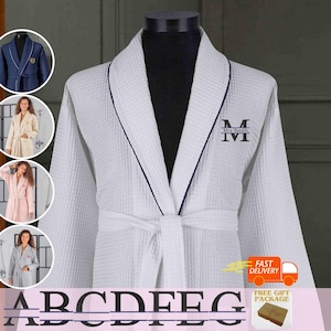Robe Waffle Branco com Letra Inicial Dividida para Casais Presente de Natal Dele e Dela Presente de Aniversário